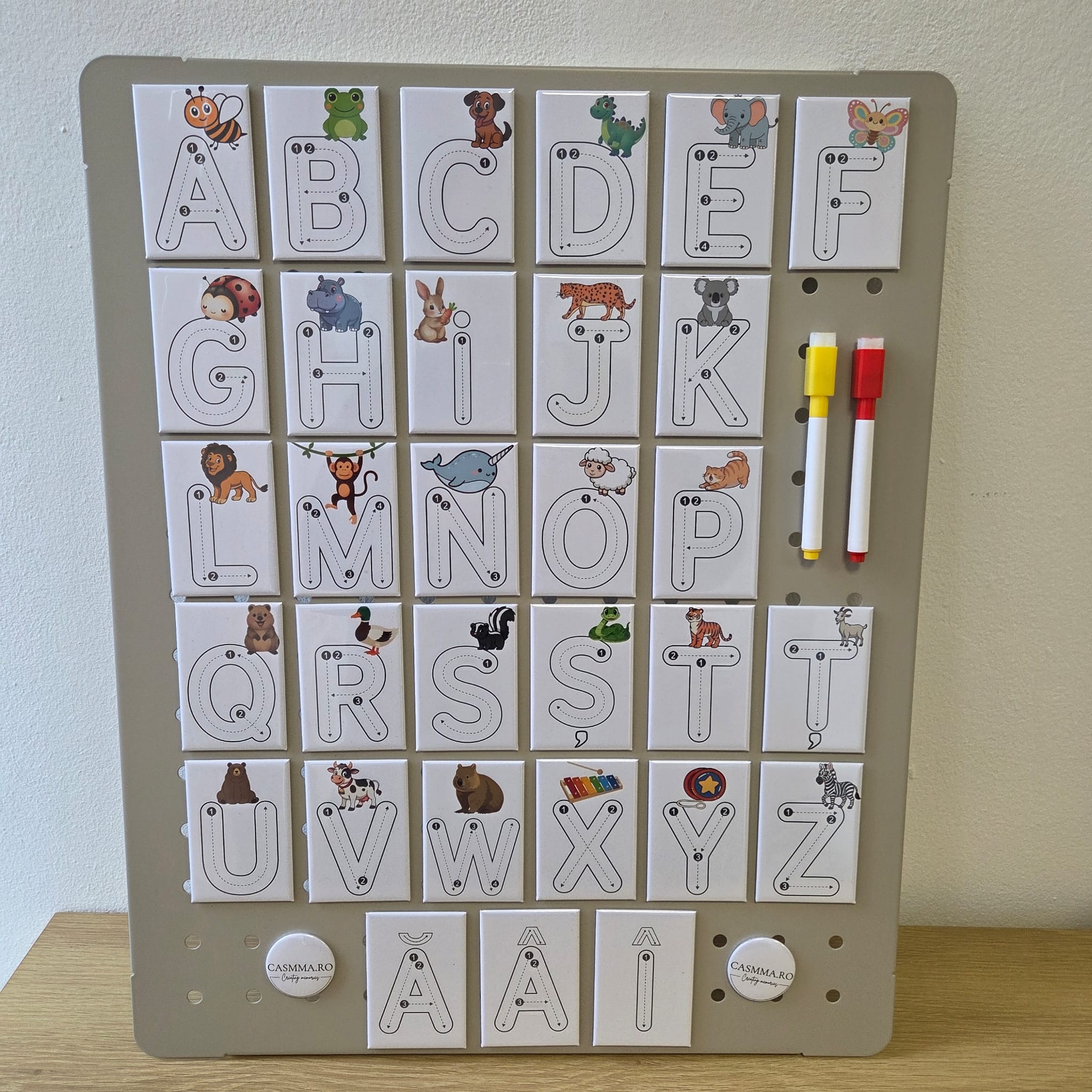 Set 31 magneti educativi alfabetul limbii romane majuscule – Scrie si Sterge + 2 markere cadou